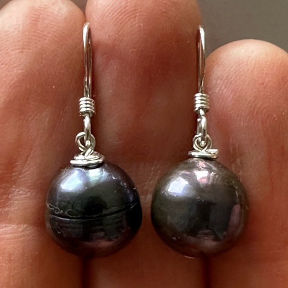 Hand Crafted Jewelry - 10.2mm Black Cultured Pearl Earrings - 925 Sterling Silver